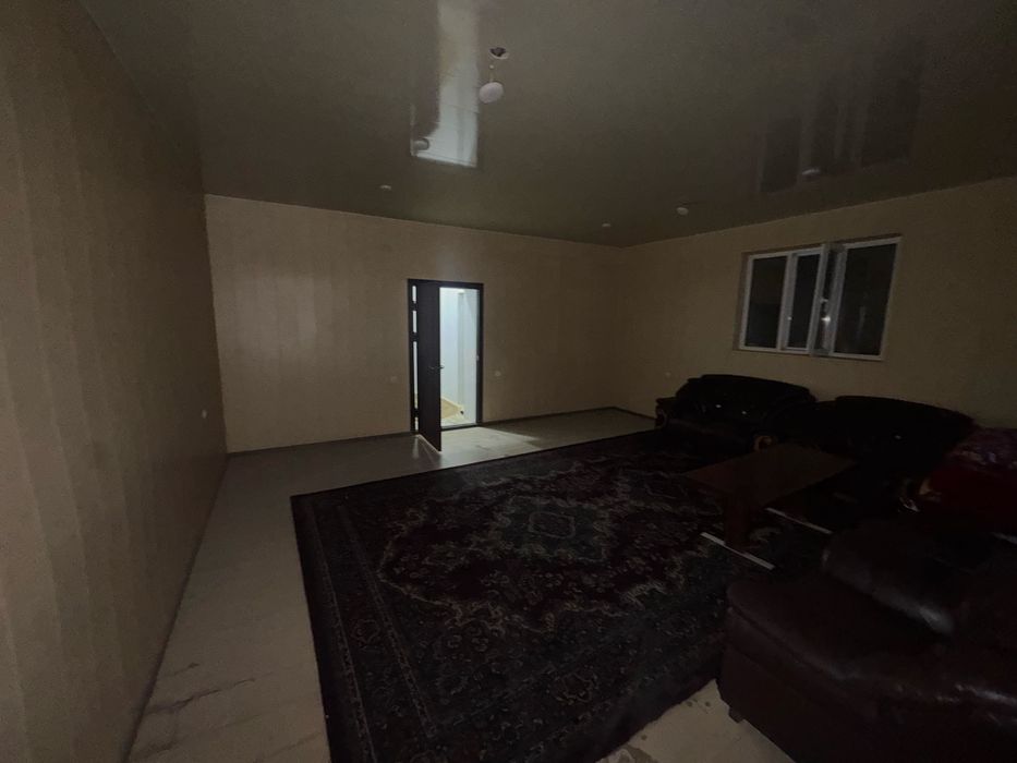 Продается квартира в цокольном этаже Массив Куйлюк 1 под новостройкой