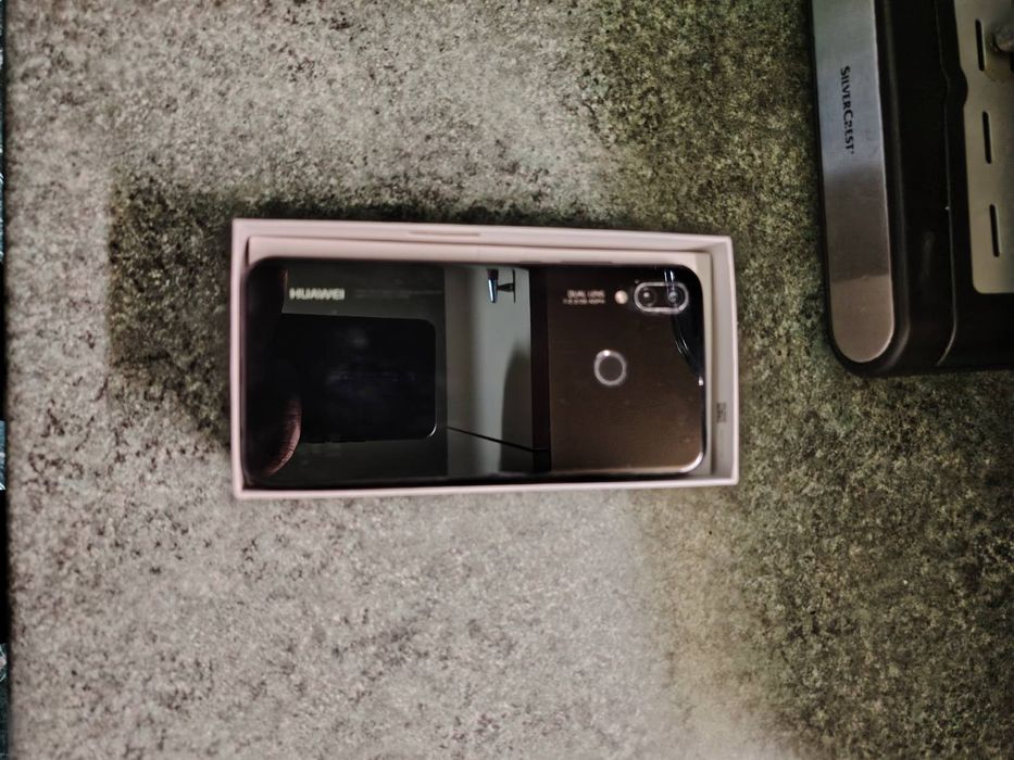 Huawei p20 lite.