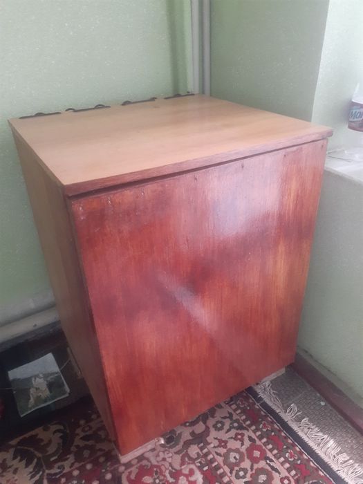 Холодильние б/у.