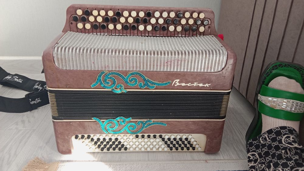 Баян продам в хорошом состоянии