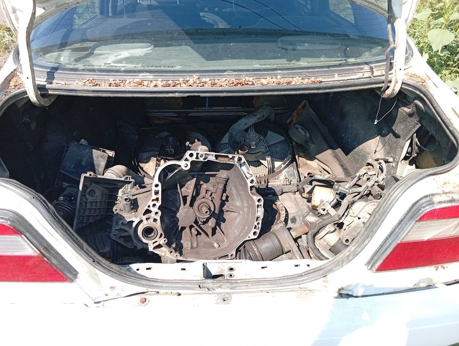 В разборе Nissan Bluebird U14