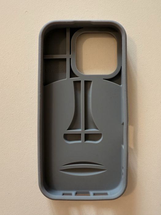 Калъфи за IPhone 16 pro и 13. нови