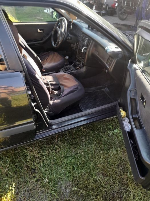 Ауди  80 б3 90 год