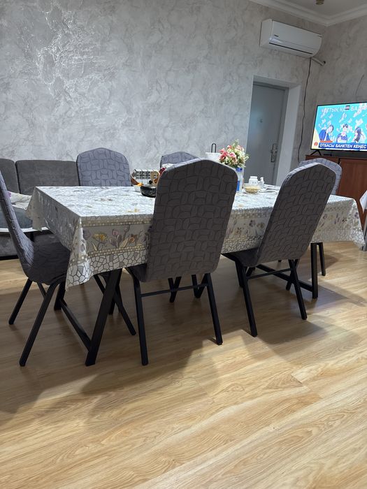 стол со стульями