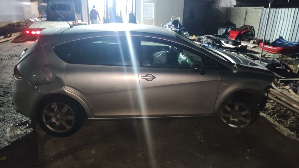 Сеат Леон 1.6 102 на части