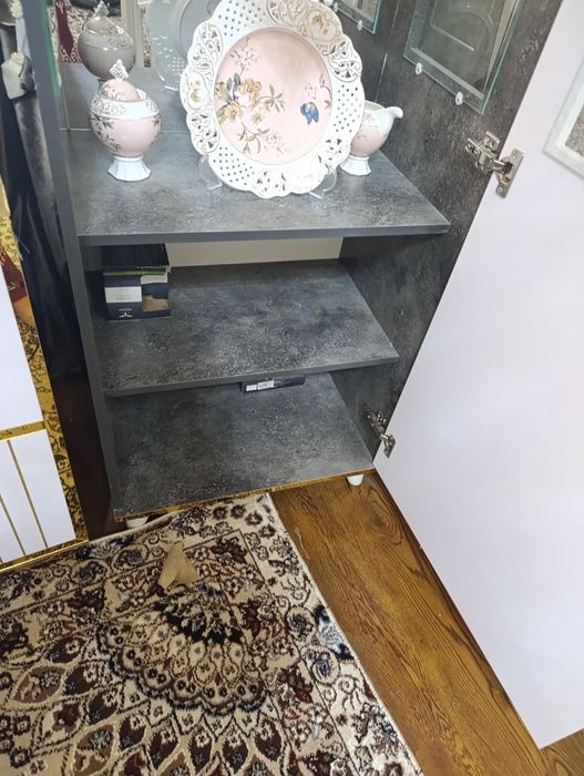 Mebel holati yangidek