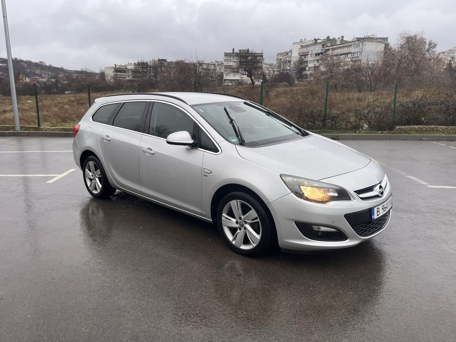 Opel astra sport tourier 1.4t