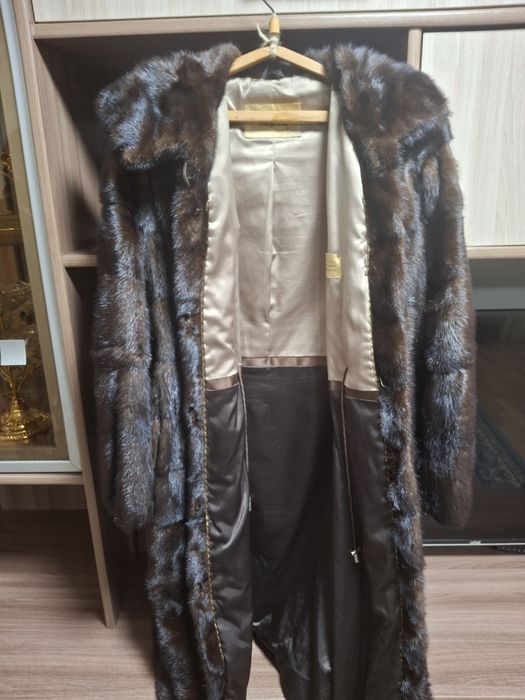 Продаю норковую шубу