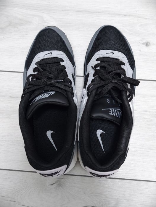 Nike air max correlate черные