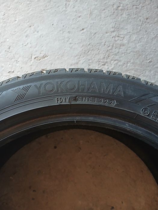Зимние шины  Yokohama