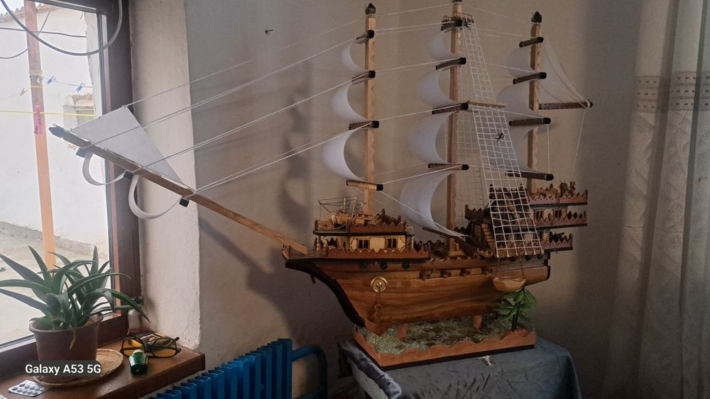 Корабль ручная работа