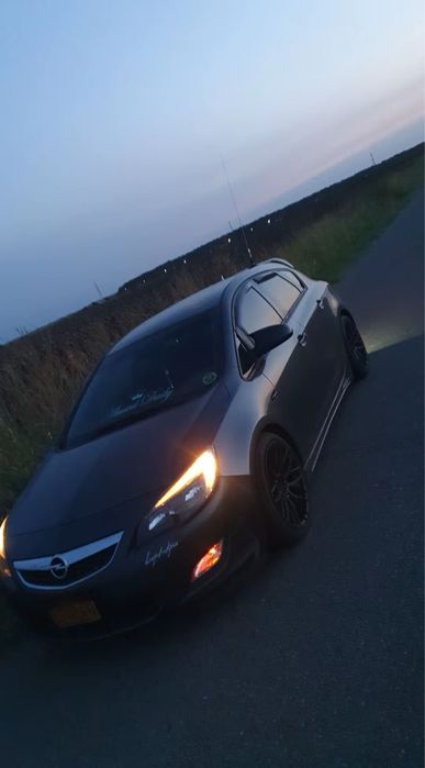 Vand opel astra j