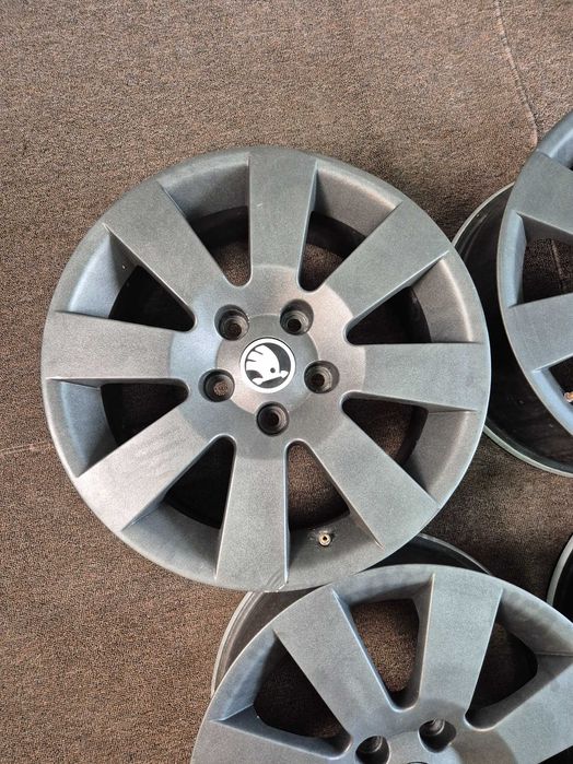 Jante Aliaj 5x112 16'' OEM Skoda Superb Octavia Yeti Karoq / VW Passat Golf Touran Sharan Tiguan Caddy T-ROC  7J ET 37 !