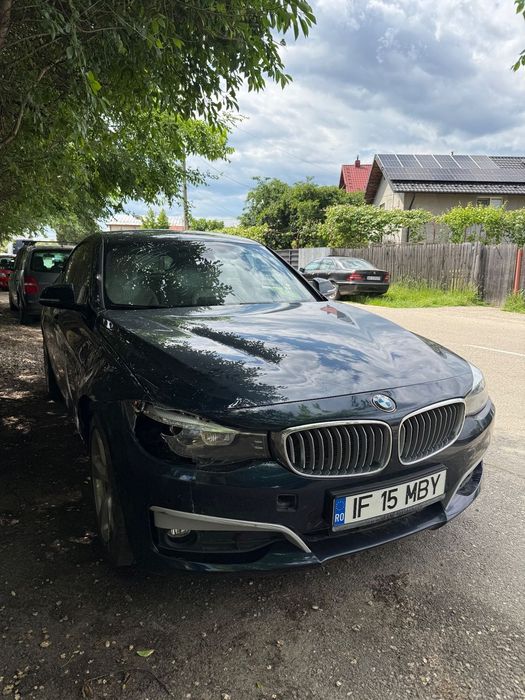 BMW Seria 3 320DX xdrive  4x4 GT harman kardon camere 360 avariat ușor dreapta
