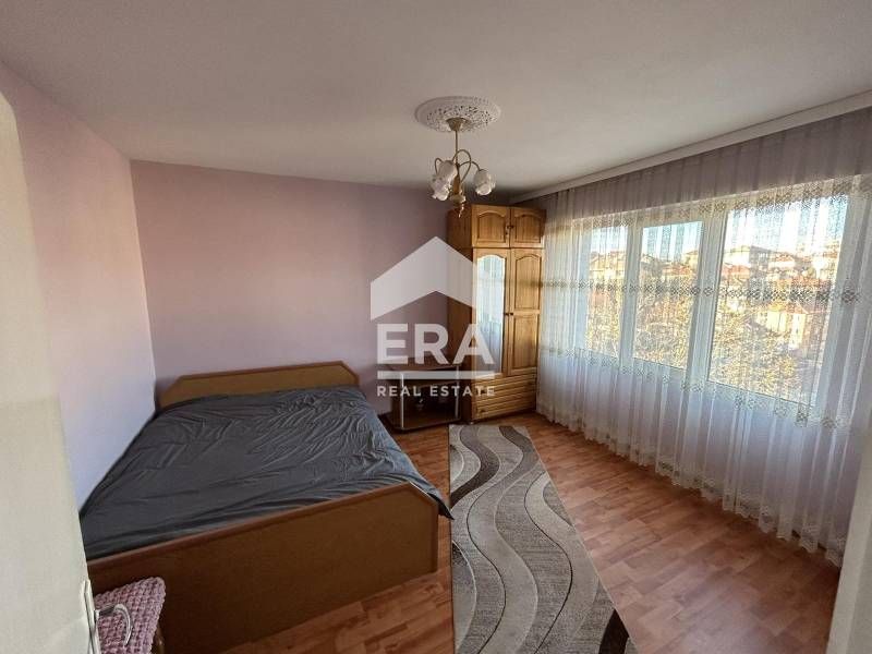 Дава се под наем Двустаен апартамент в Хасково, Македонски - 68 кв.м за 214.2 € - Снимка #3