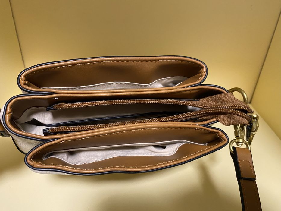 Малки нови чанти  с дълга дръжка