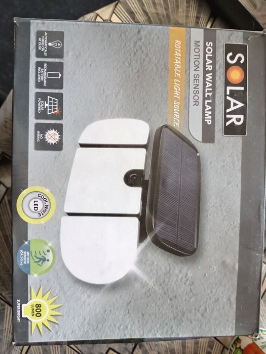 Соларна Лампа с сензор за движение