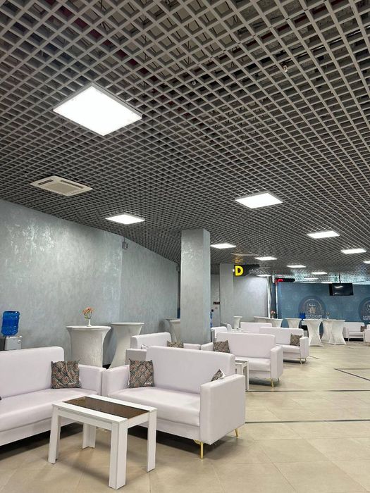 Аренда кресло . Журнальный стол . Прокат кресла диван  Стол стул