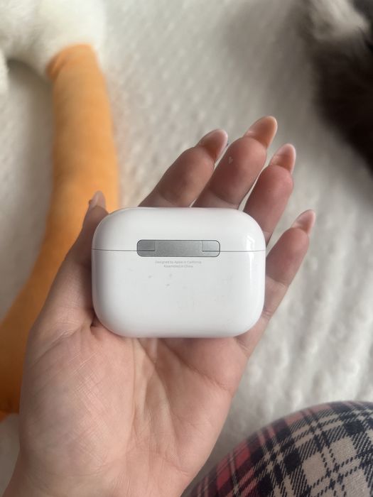 Зарядный кейс AirPods Pro 3 (Case) б/у