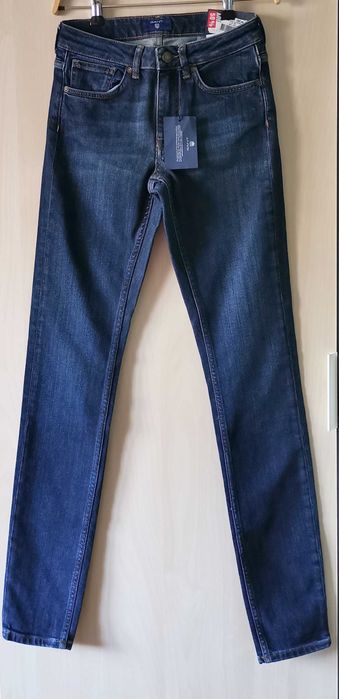 Blugi damă GANT Jeans Slim Fit Mid Rise Size 26/34 Dark Blue NOI