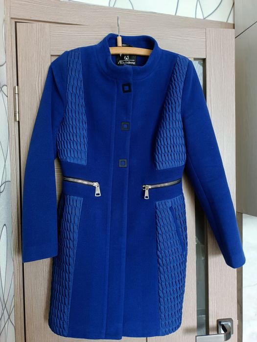 Пальто демисезонное 46-48