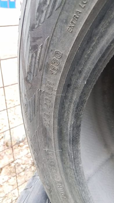 Продам шины 275/50R21