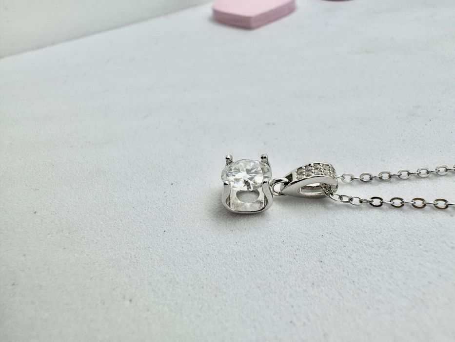 Сребърно колие с мойсанит (диамант) 1 карат