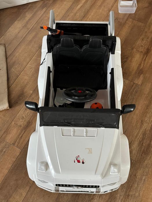 Машинка на пульте