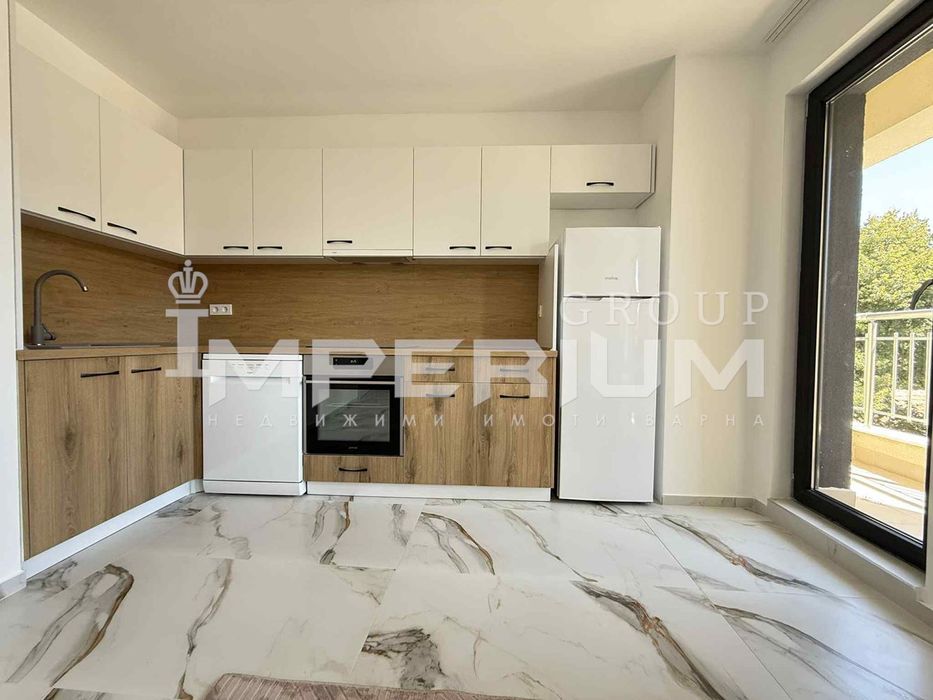 Дава се под наем Двустаен апартамент в Варна, Аспарухово - 60 кв.м за 561 € - Снимка #1