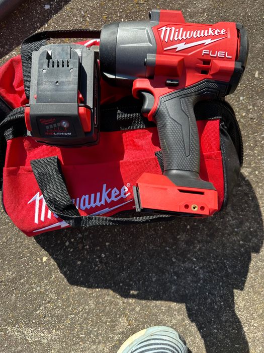 Гайковерт Милуоки 1/2 2100nm Milwaukee 2967-20