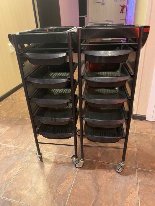 Помощник парикмахерский