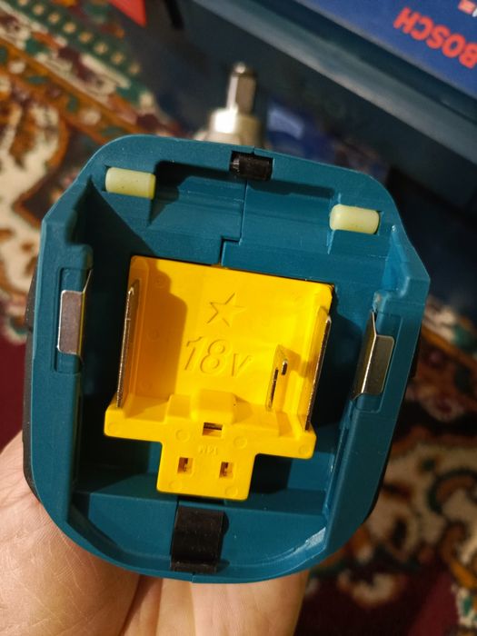 Продаю шруповерти Hilti sd 5000-a22 и Makita DTW 190.