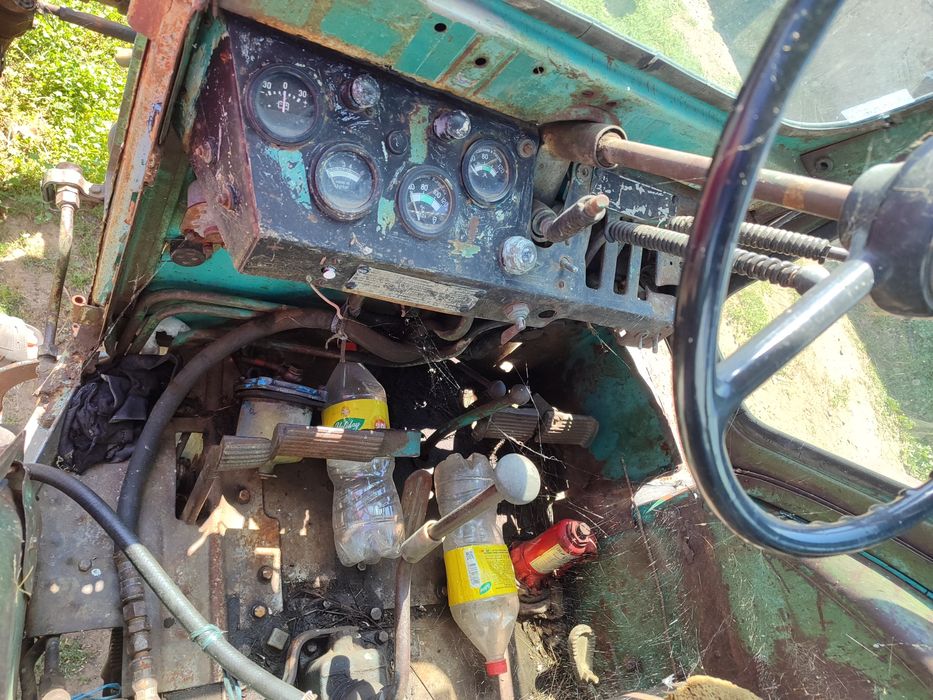 Продам трактор т40