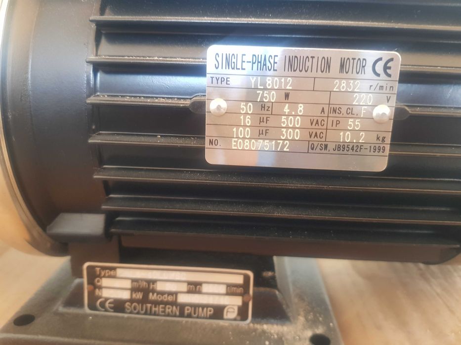 Двигатель водяного насоса