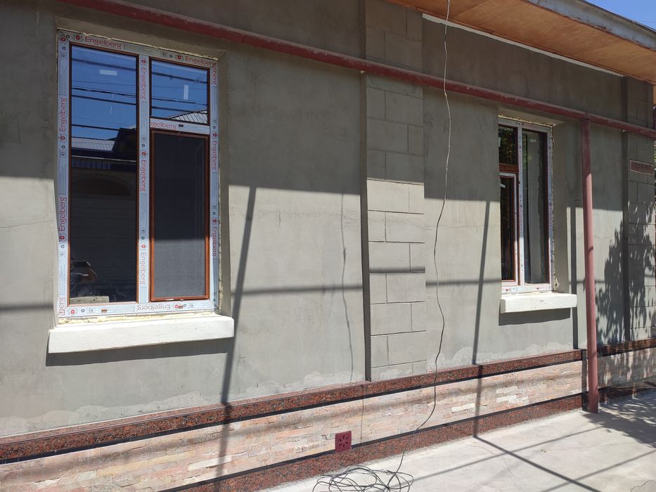 Акфа, Енглберг, Термо, Фасад