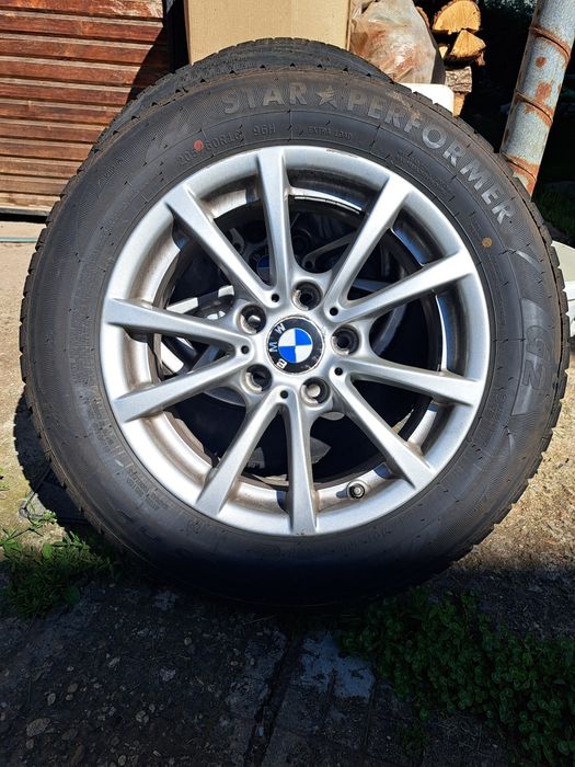 Джанти BMW 16 цола ет 31 с зимни гуми 250 евро