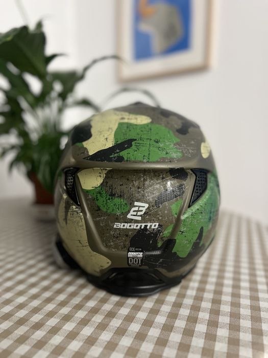 Мотошлем Bogotto