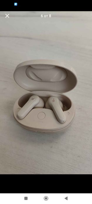 Xiaomi Redmi Note 10 5 G със слушалки също Xiaomi