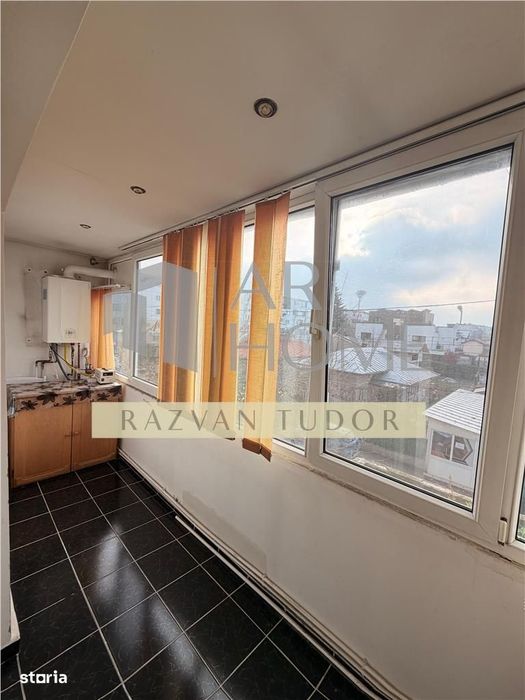 Apartament 3 camere ,centrala proprie, in Ploiesti , Cioceanu — fotografia 3