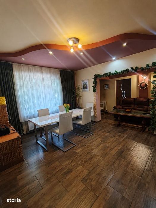 Casa individuala, 170 mp, curte 683 mp, zona Orasul Vechi