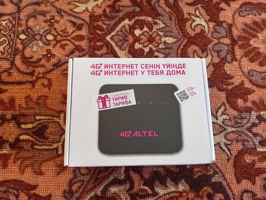 Продам роутер с панельный антенной