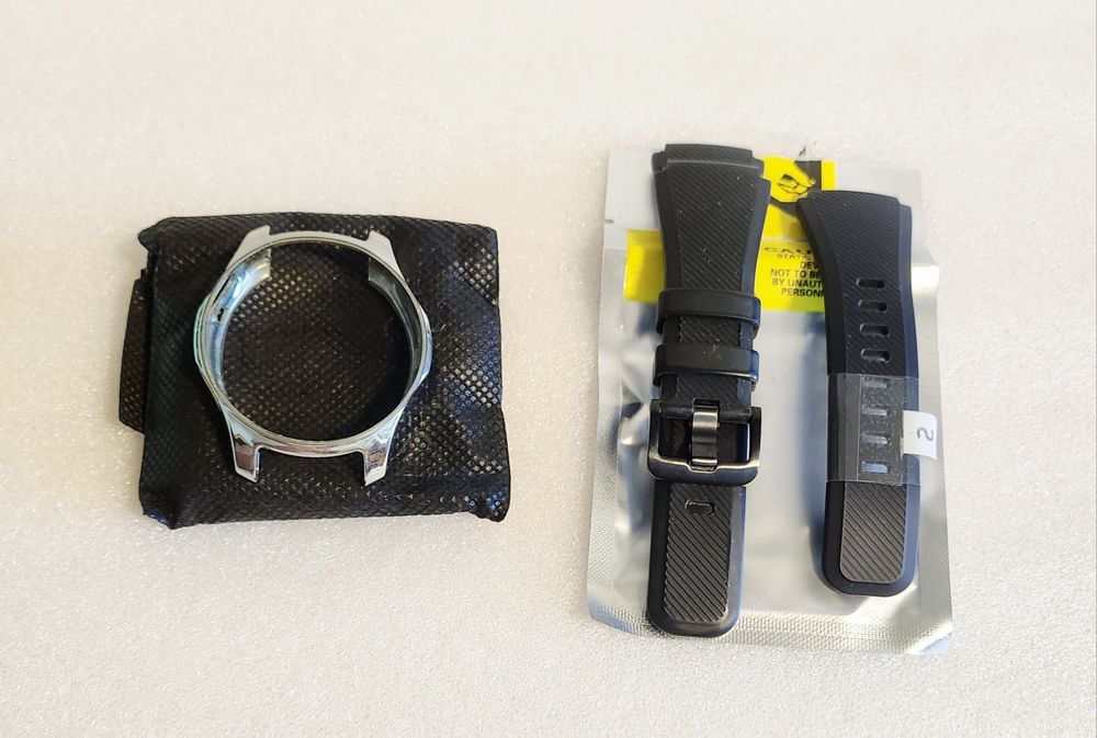 Cutie Samsung Gear S3 Frontier + accesorii