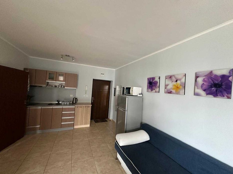 Продава се Двустаен апартамент в к.к. Слънчев бряг - 60 кв.м за 1375 €/кв.м - Снимка #3