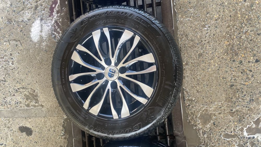 Продам  диски R14 с резиной
