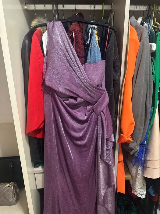 Официална рокля 42 размер