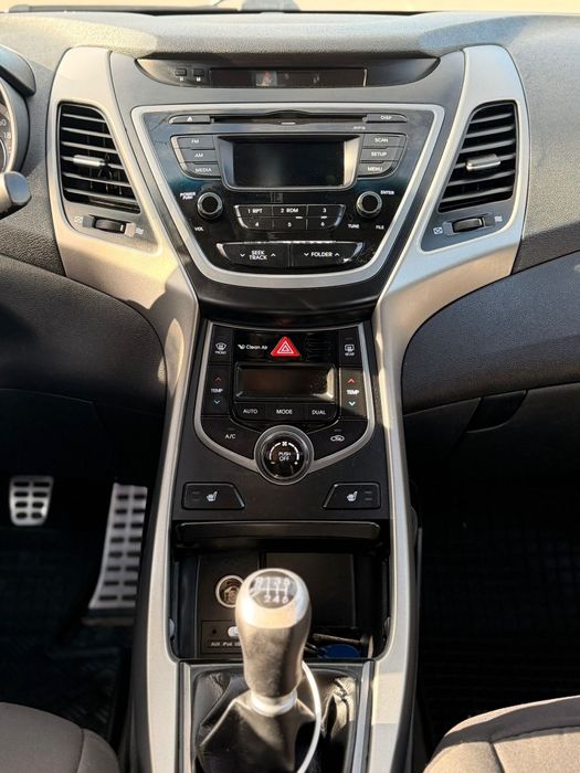 Hyundai Elantra 2014