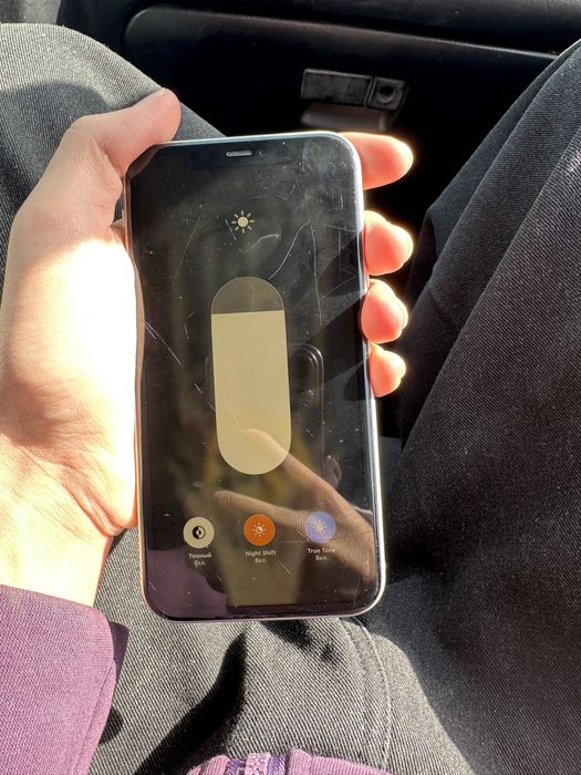 айфон 11 в хорошем состояний