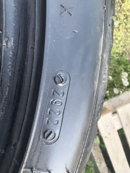 4 броя летни гуми 255 / 35 R 19