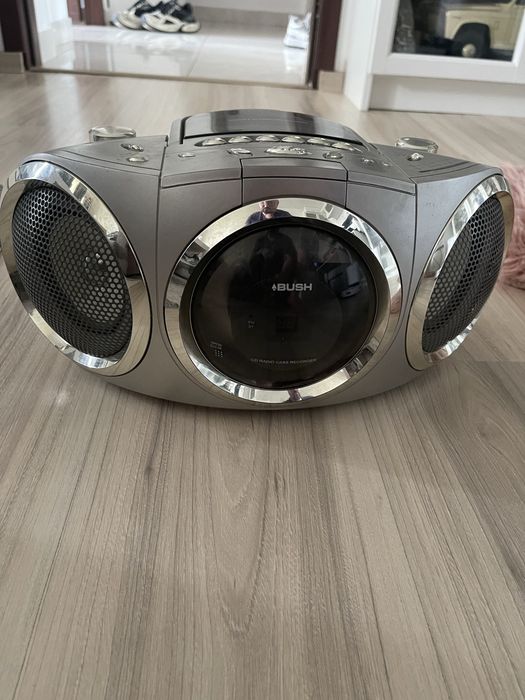 Vand Radio Casetofon Bush functional!