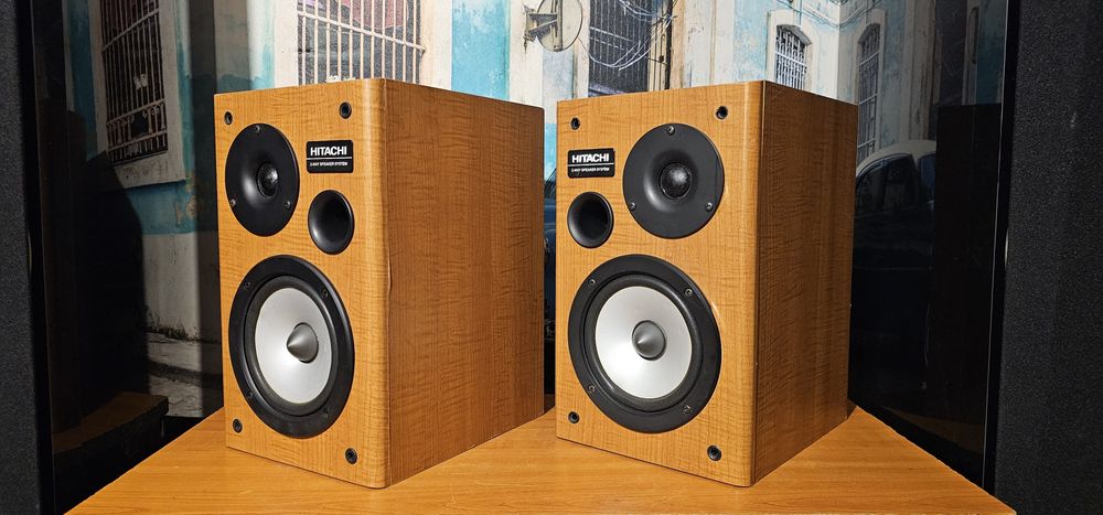 Boxe audio Hitachi  AX M 140 - monitoare pasive - boxe de raft 8 ohm